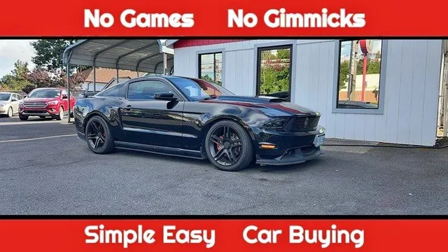 2012 Ford Mustang GT Premium Coupe 2D