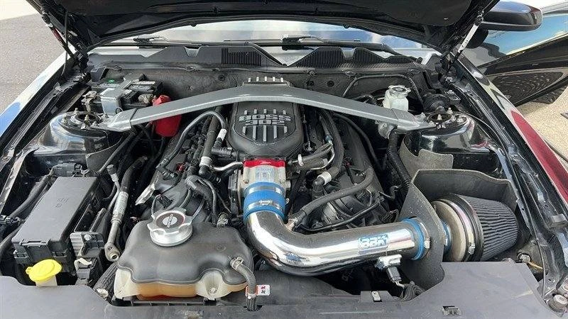 2012 Ford S197 Mustang GT - Image 7 of 13