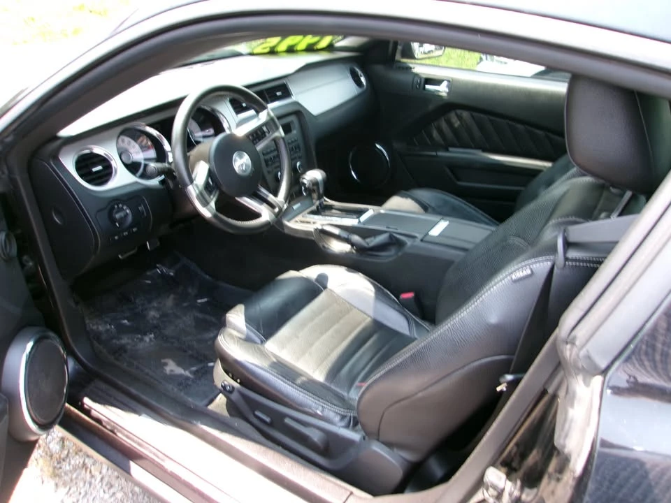 2012 Ford S197 Mustang - Image 8 of 10