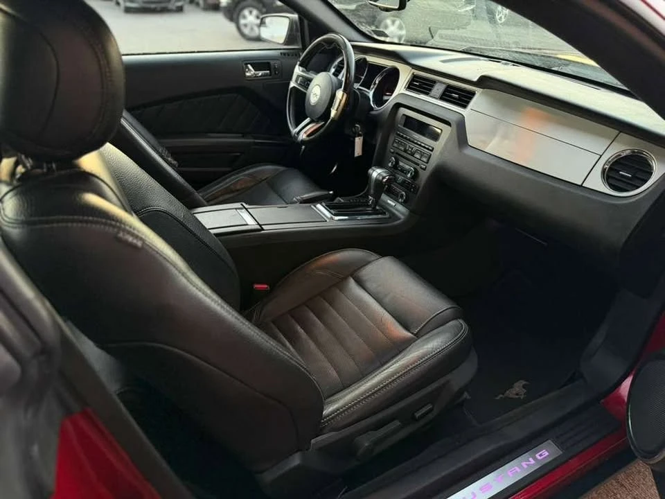 2012 Ford S197 Mustang - Image 13 of 17
