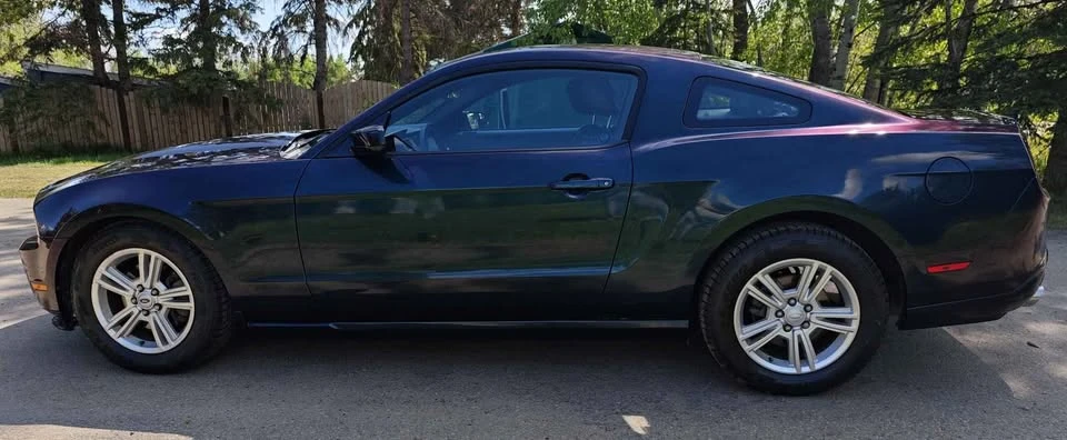 2012 Ford S197 Mustang - Image 3 of 8