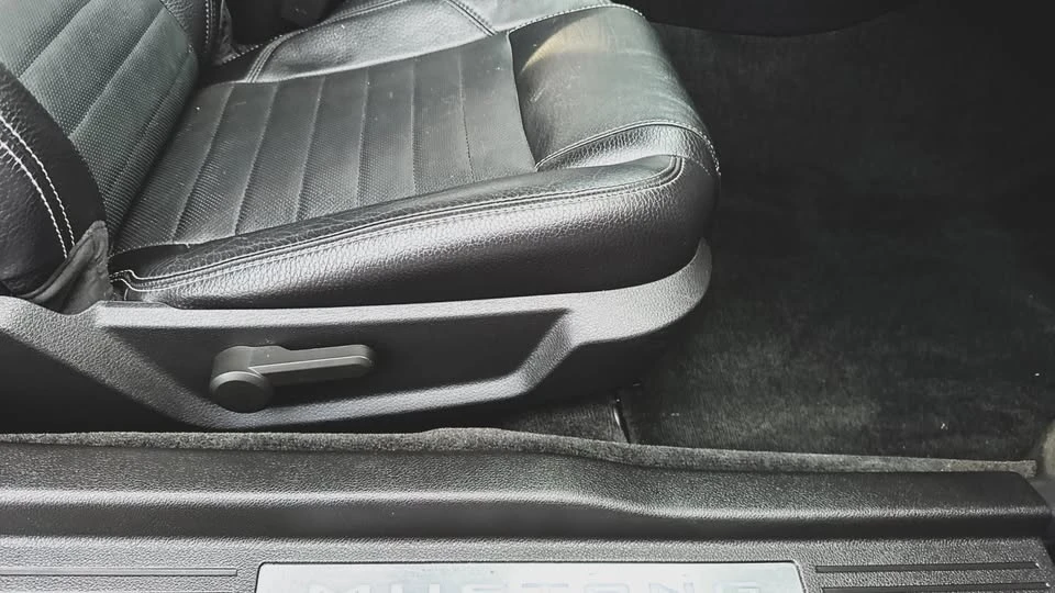 2012 Ford S197 Mustang - Image 15 of 20