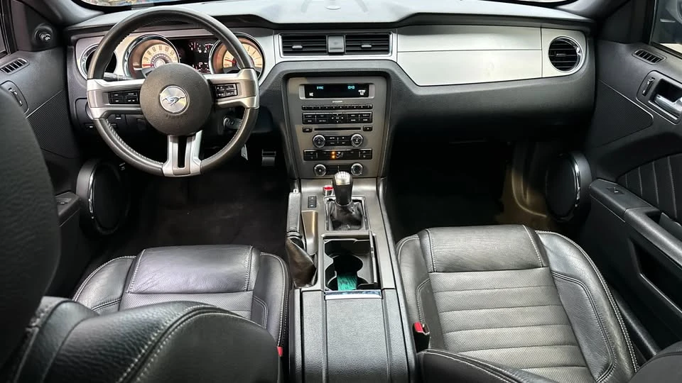 2012 Ford S197 Mustang - Image 11 of 20