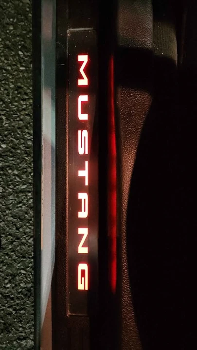 2012 Ford S197 Mustang - Image 11 of 18