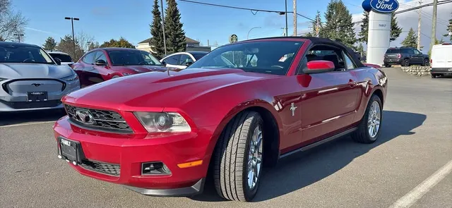 2012 Ford Mustang Convertible Premium Pony Package
