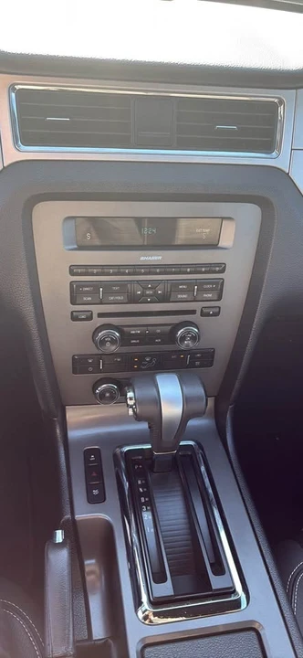 2012 Ford S197 Mustang - Image 10 of 13