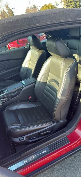 2012 Ford S197 Mustang - Image 8 of 13