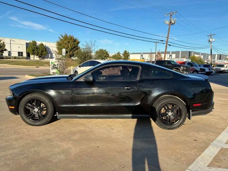 2012 Ford S197 Mustang - Image 6 of 12