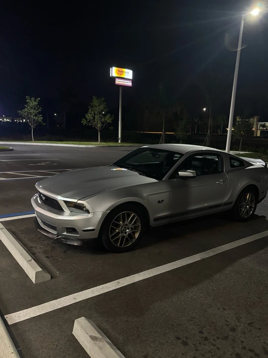 2012 Ford S197 Mustang - Image 2 of 16