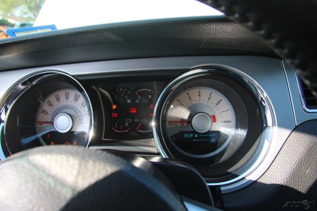 2012 Ford S197 Mustang - Image 16 of 21