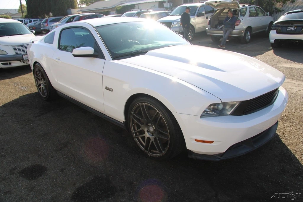 2012 Ford S197 Mustang - Image 9 of 21