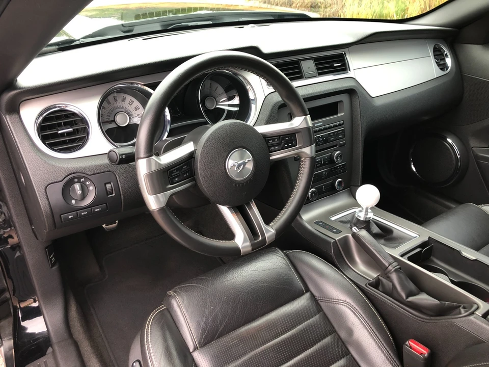 2012 Ford S197 Mustang - Image 3 of 21