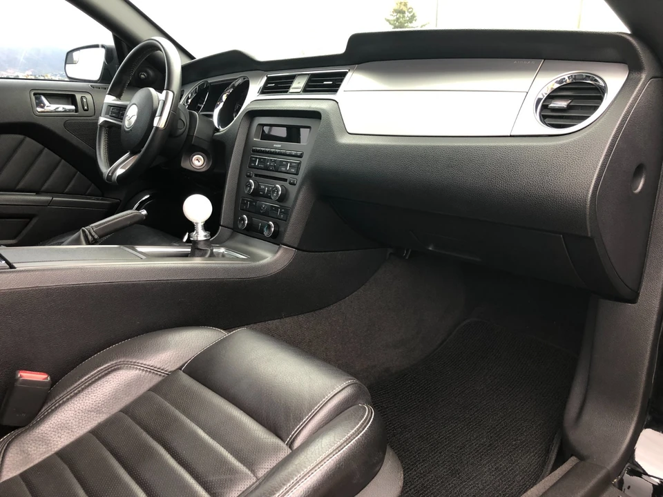 2012 Ford S197 Mustang - Image 16 of 21