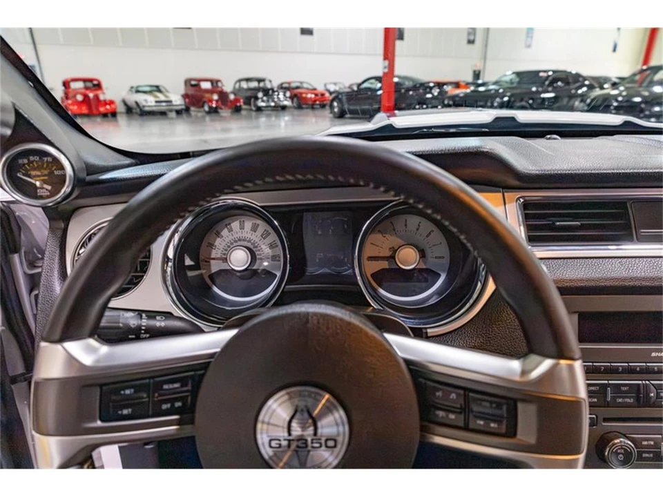 2012 Ford S197 Mustang - Image 12 of 31