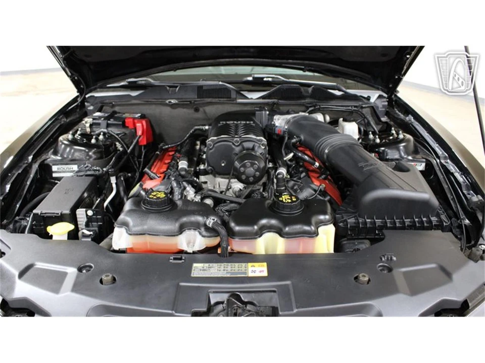 2012 Ford S197 Mustang - Image 16 of 31
