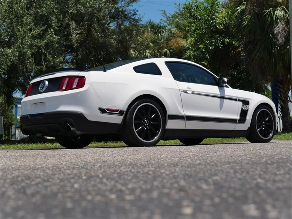 2012 Ford S197 Mustang - Image 11 of 31