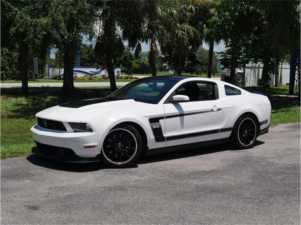 2012 Ford S197 Mustang - Image 13 of 31