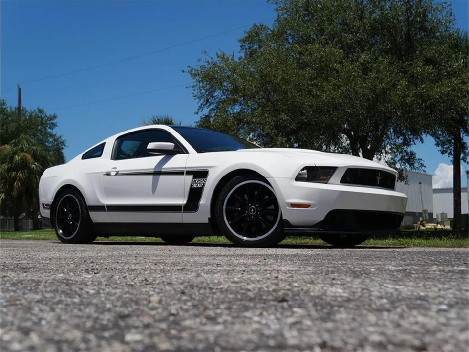 2012 Ford S197 Mustang - Image 3 of 31