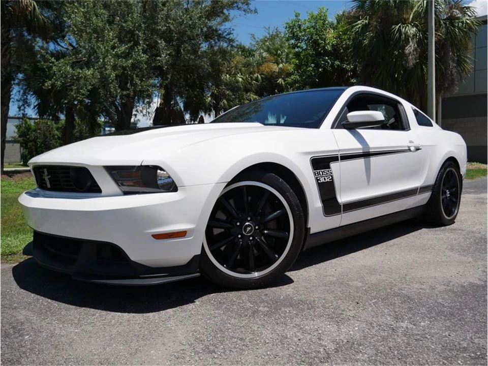 2012 Ford S197 Mustang - Image 15 of 31