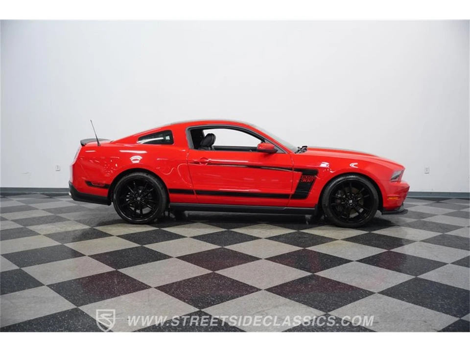 2012 Ford S197 Mustang - Image 12 of 31