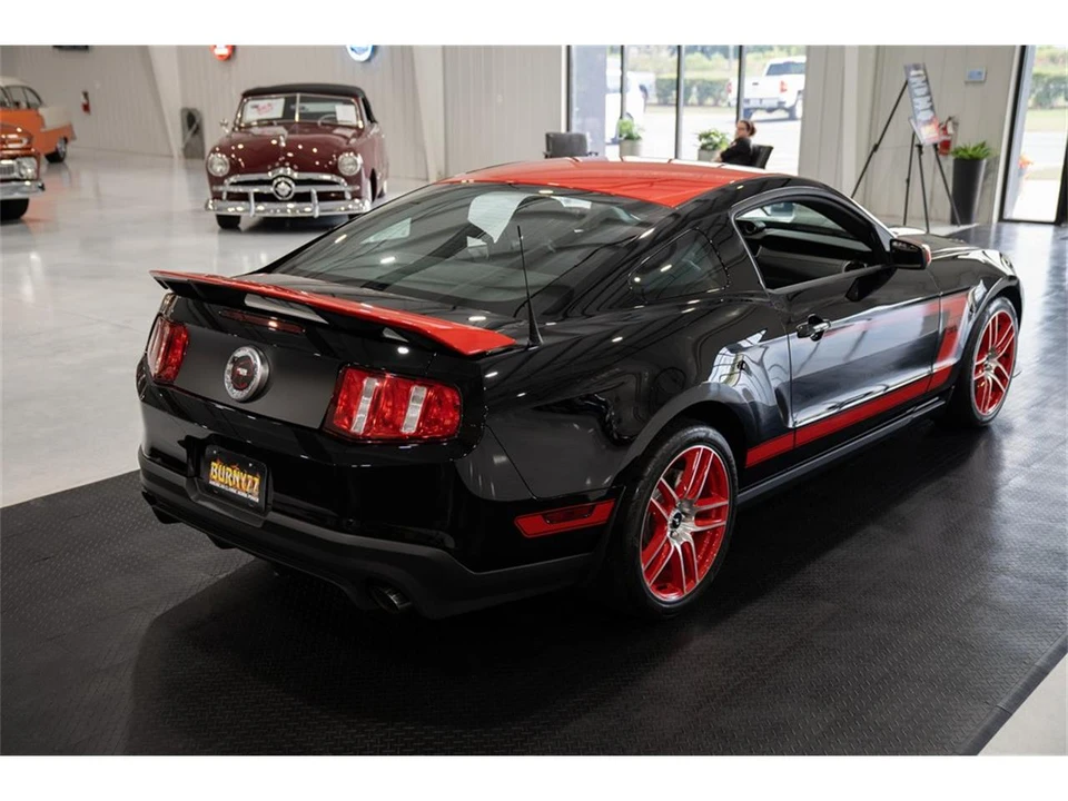 2012 Ford S197 Mustang - Image 10 of 31