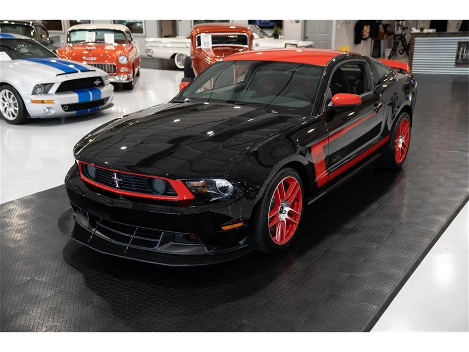 2012 Ford S197 Mustang - Image 2 of 31