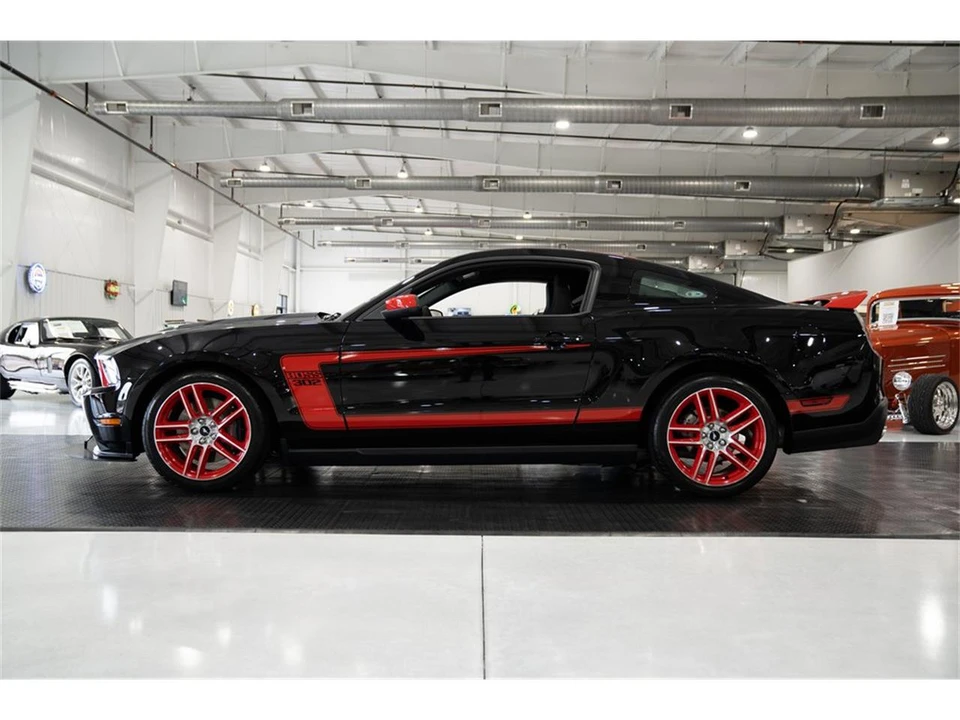 2012 Ford S197 Mustang - Image 3 of 31