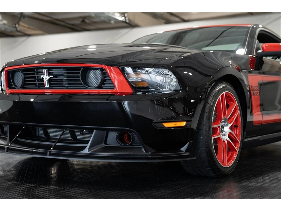 2012 Ford S197 Mustang - Image 16 of 31