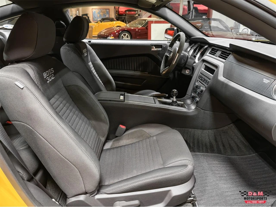 2012 Ford S197 Mustang - Image 13 of 31