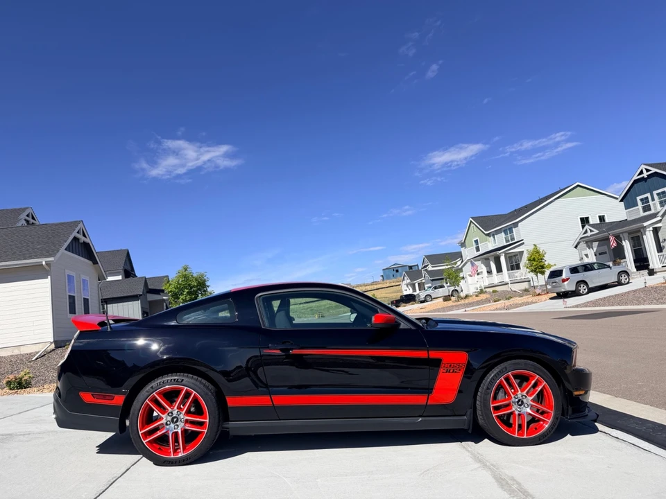 2012 Ford S197 Mustang - Image 16 of 29