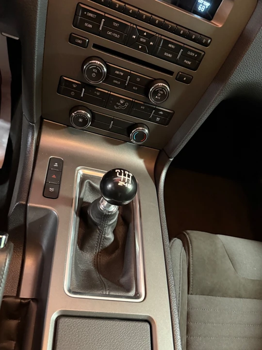 2012 Ford S197 Mustang - Image 10 of 29