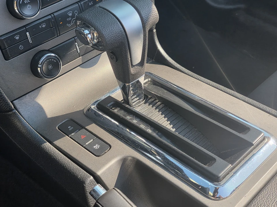 2012 Ford S197 Mustang - Image 16 of 30