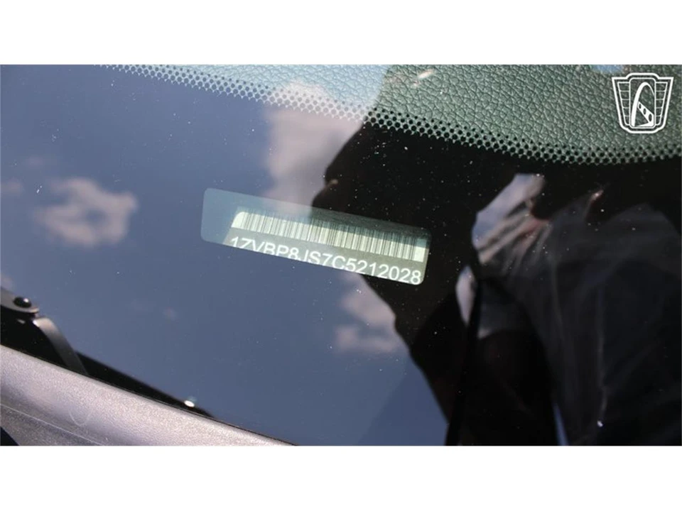2012 Ford S197 Mustang - Image 20 of 31