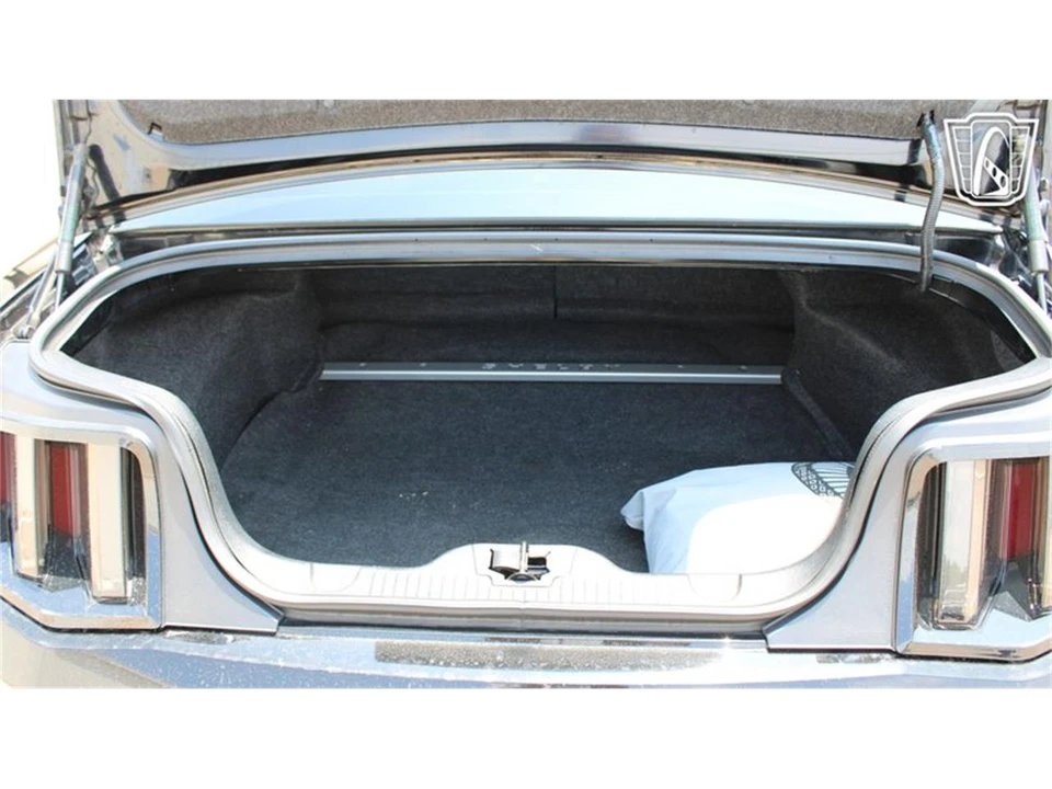 2012 Ford S197 Mustang - Image 10 of 31