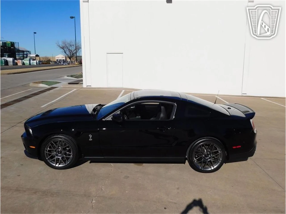 2012 Ford S197 Mustang - Image 11 of 31