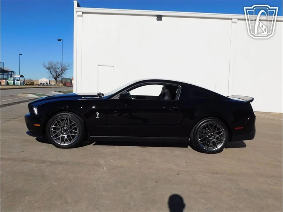 2012 Ford S197 Mustang - Image 2 of 31