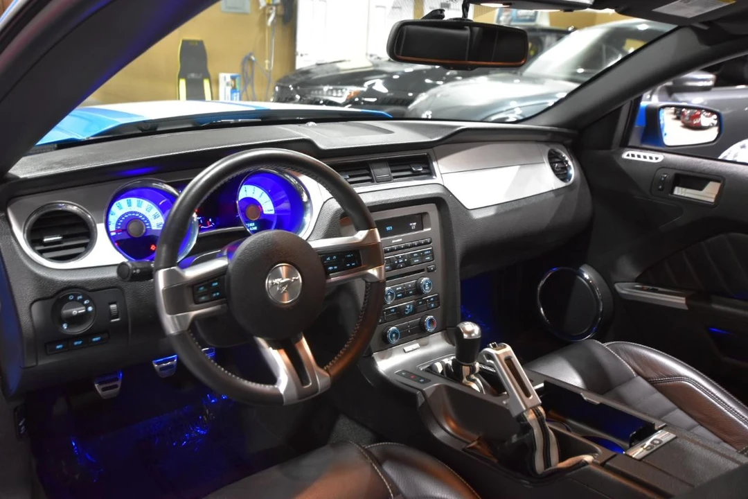 2012 Ford S197 Mustang GT - Image 13 of 31