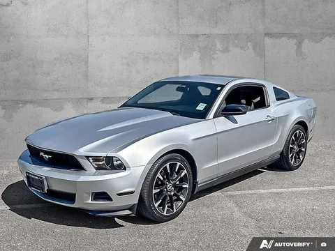 2012 Ford Mustang V6 Coupe