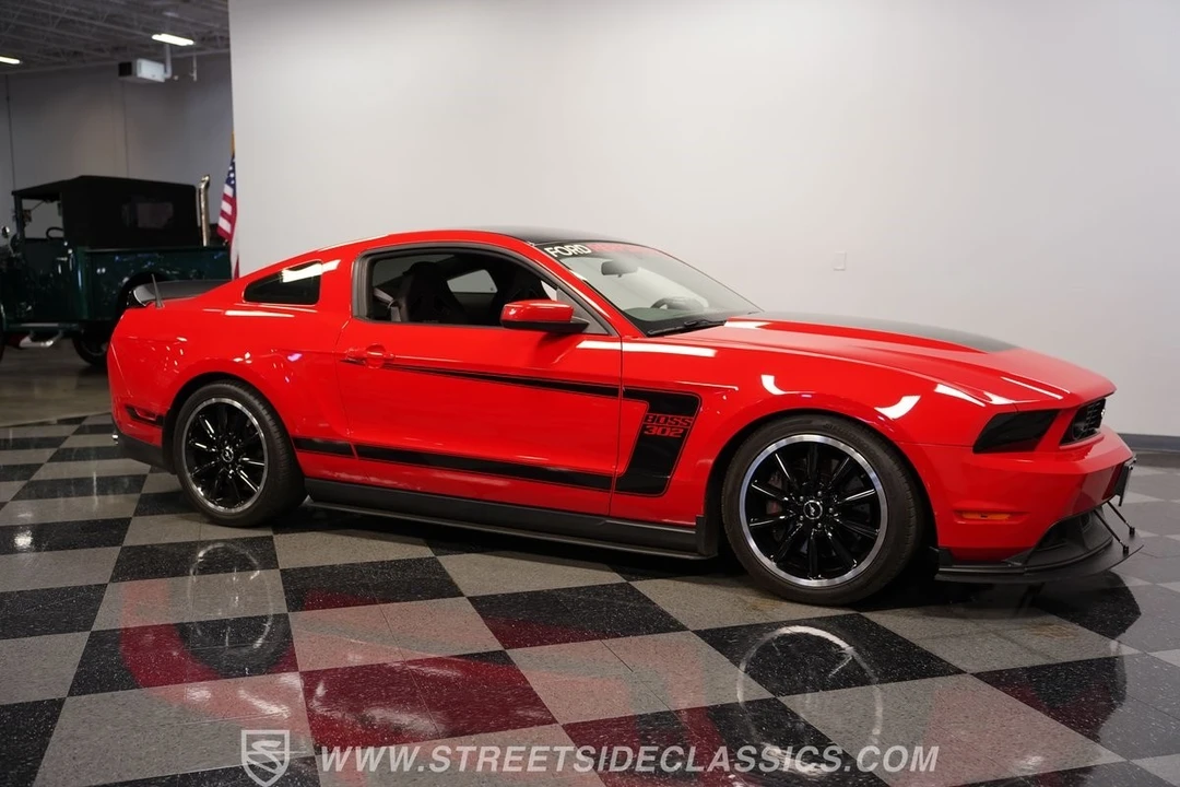 2012 Ford S197 Mustang - Image 16 of 21