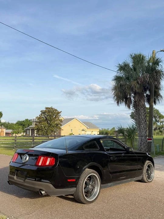 2012 Ford S197 Mustang - Image 4 of 10