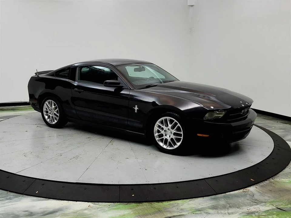 2012 Ford S197 Mustang - Image 3 of 31