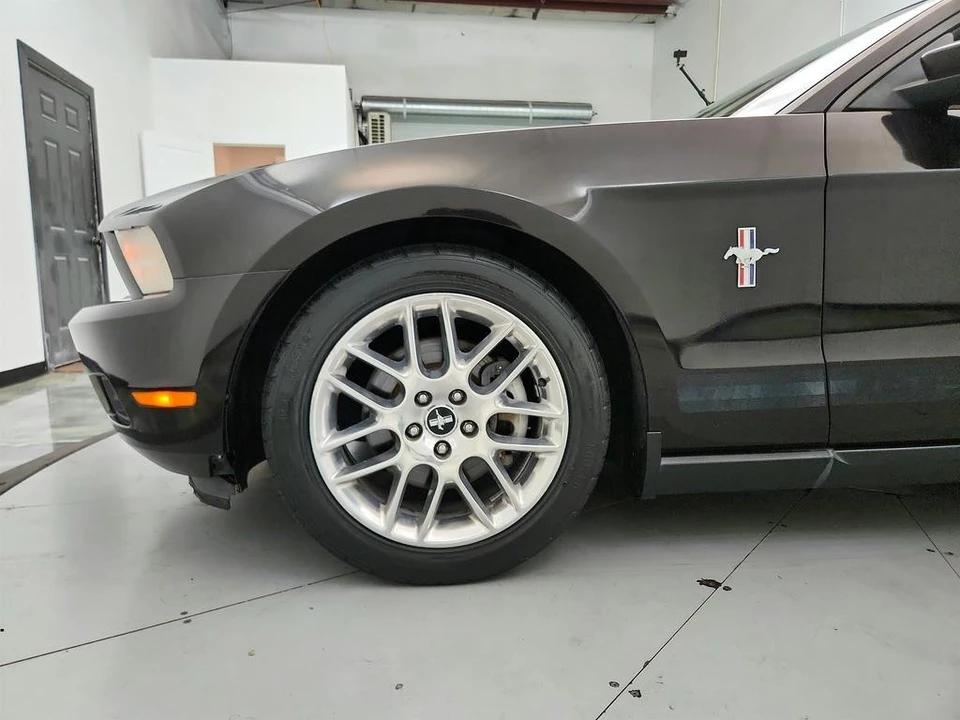 2012 Ford S197 Mustang - Image 27 of 31