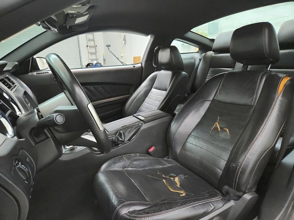 2012 Ford S197 Mustang - Image 14 of 31