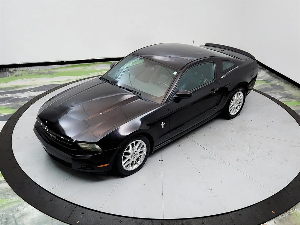 2012 Ford S197 Mustang - Image 28 of 31