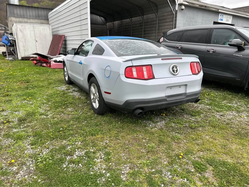 2012 Ford S197 Mustang - Image 4 of 6