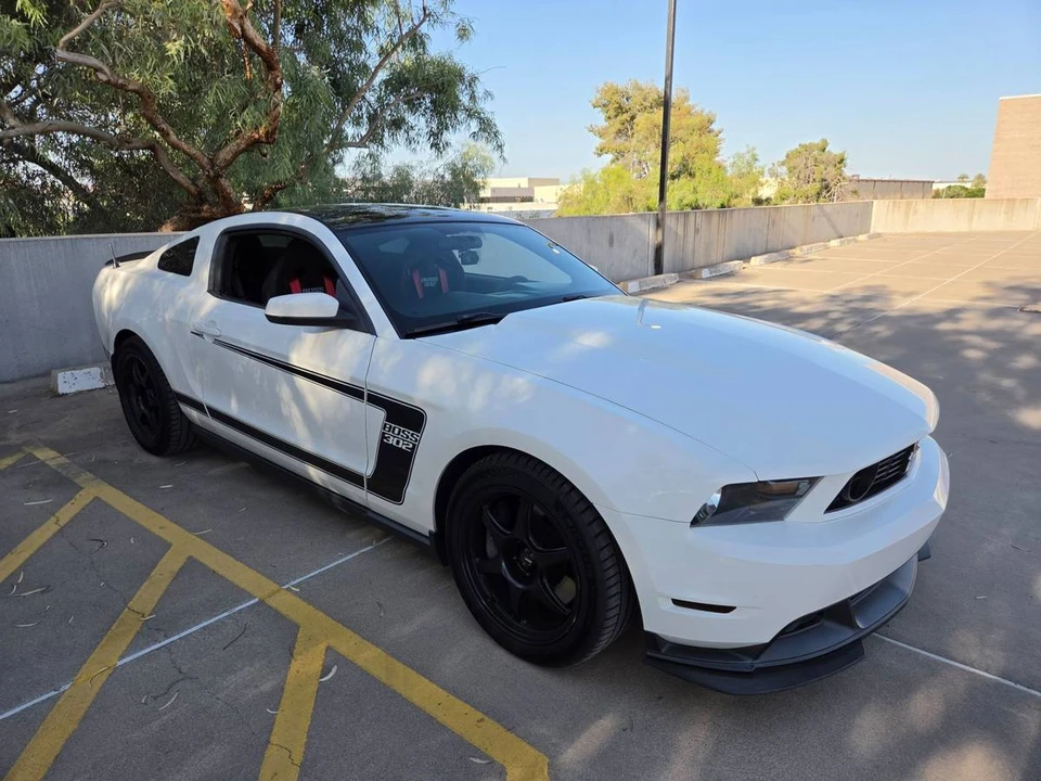 2012 Ford S197 Mustang Boss 302 - Image 3 of 12