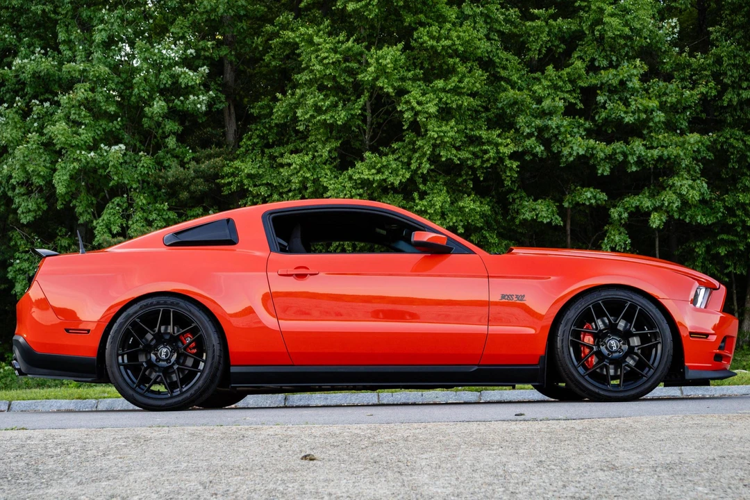 2012 Ford S197 Mustang Boss 302 - Image 3 of 31