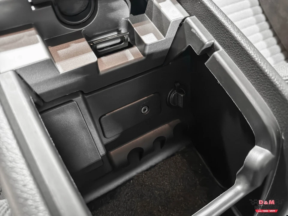 2012 Ford - Image 21 of 31