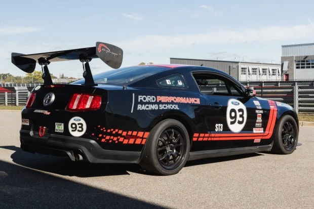 2012 Ford S197 Mustang - Image 2 of 8