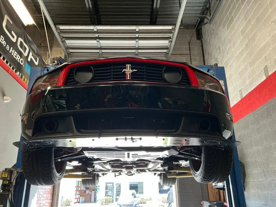 2012 Ford S197 Mustang Boss 302 - Image 28 of 31